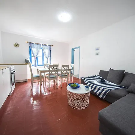 Holiday home Secluded Fisherman's Cove Skozanje, Hvar - 4009 *